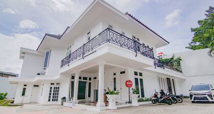 Capital O 90342 Kemang Garden