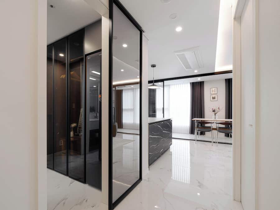 Habitación familiar, 2 habitaciones | Zona de estar | Smart TV de 55 pulgadas con canales por cable, suelo radiante