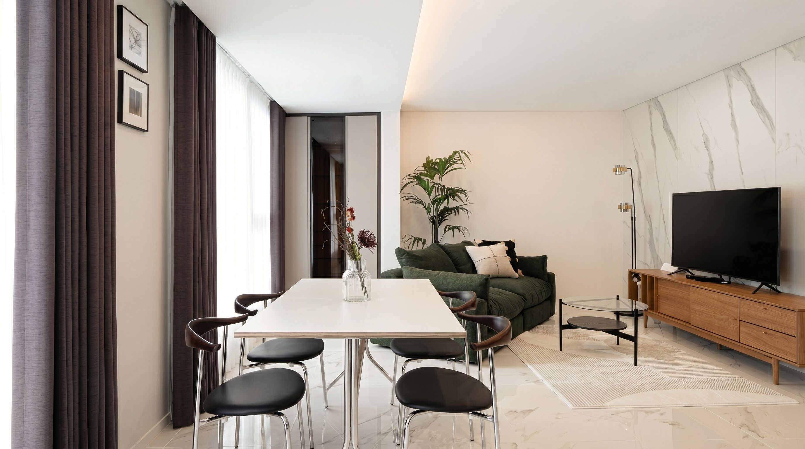 Family Room, 2 Bedrooms | Living area | 55-inch Smart TV with cable channels, heated floors