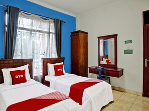 Twin Room | 1 bedroom, free WiFi, bed sheets