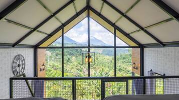 Cabin, 2 Double Beds, Mountain View | Free WiFi, bed sheets