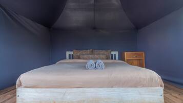 Standard Tent, 1 Double Bed, Non Smoking, Mountain View | Free WiFi, bed sheets