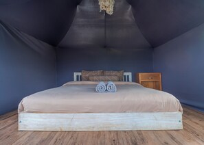 Standard Tent, 1 Double Bed, Non Smoking, Mountain View | Free WiFi, bed sheets - Alam Kita Glamping & Plantation (Gobleg)