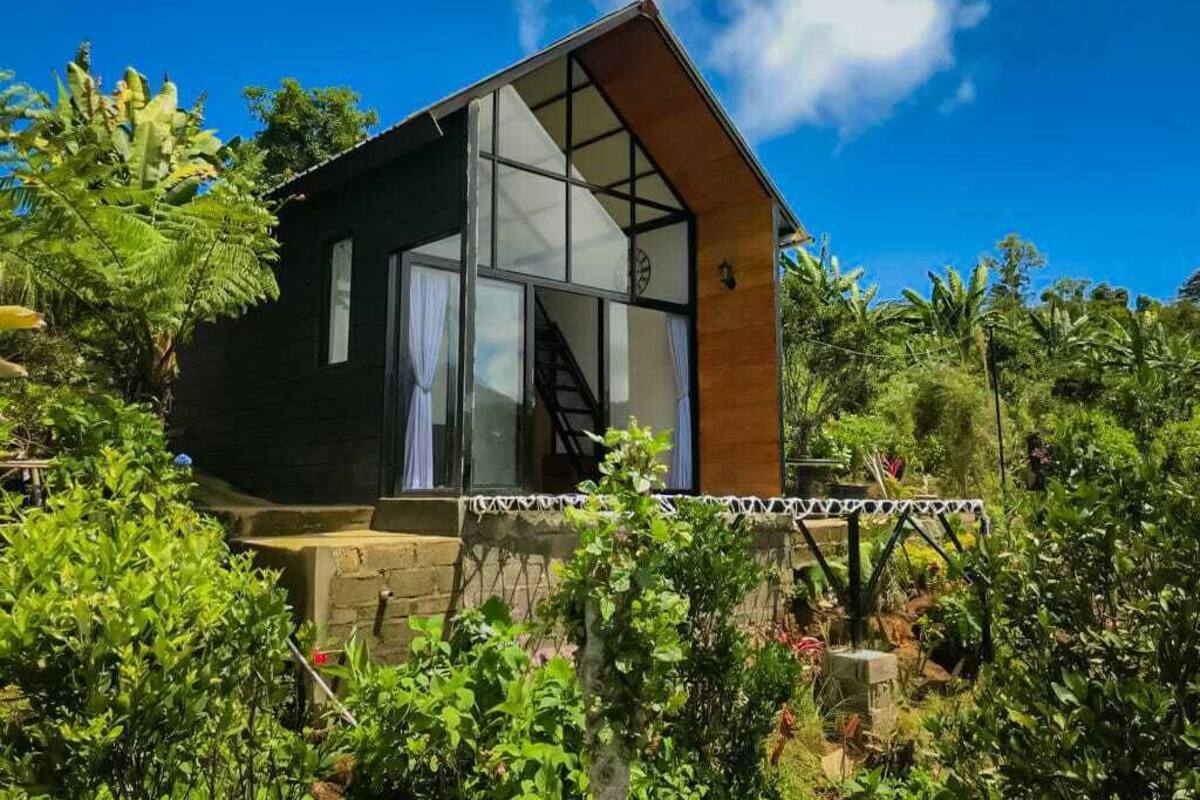 Cabin, 2 Double Beds, Mountain View | Free WiFi, bed sheets