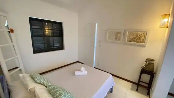 2 bedrooms, bed sheets - Complete house with 2 bedrooms 5 minutes from Rua das Pedras (Armação dos Búzios)