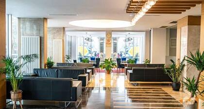 HALLEY OTEL