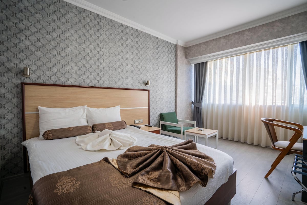 Double Room | Free WiFi