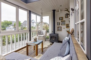 Smart TV, fireplace - Holiday Home by Zuidlaardermeer Jetty (Kropswolde)