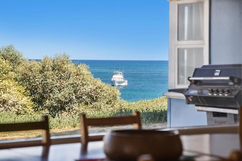 The Blue Beach House, 3 * accommodation 5 * view