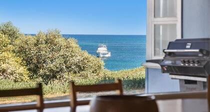 The Blue Beach House, 3 * accommodation 5 * view