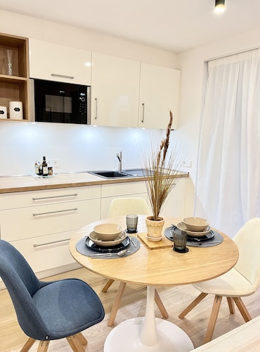 Apartment in Karlsruhe with Terrace and free parking