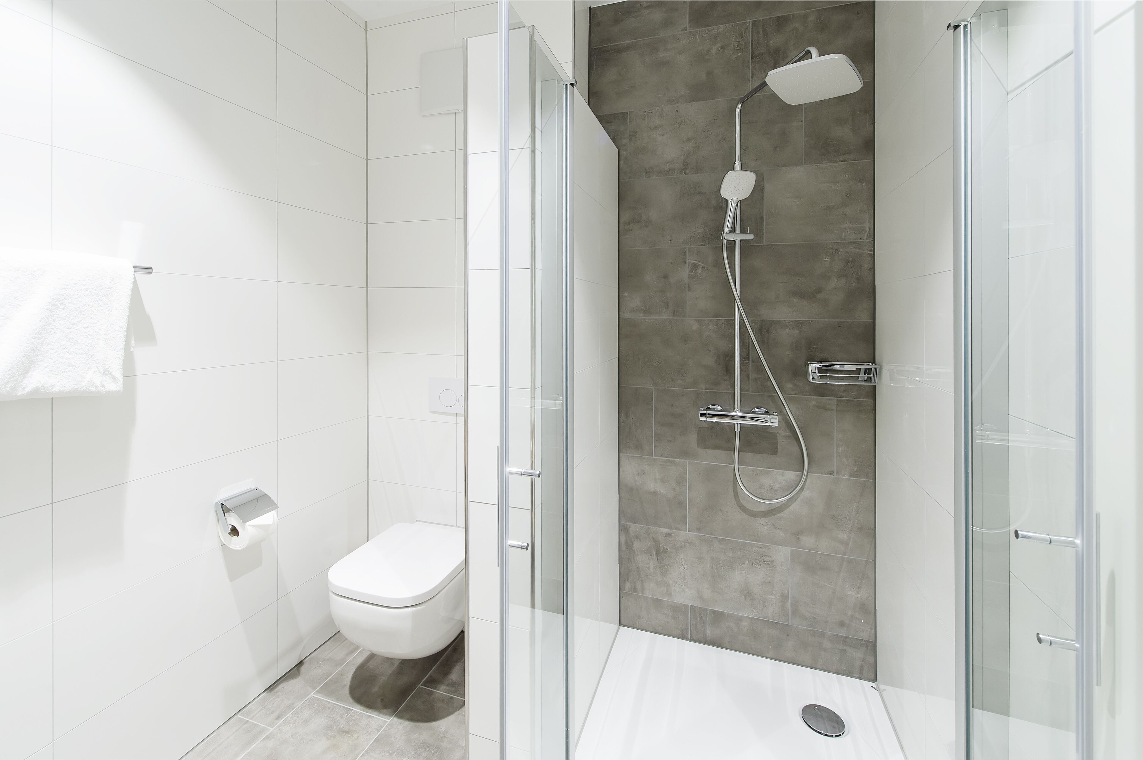Standard-Doppelzimmer, Nichtraucher | Badezimmer | Dusche, Haartrockner, Handtücher