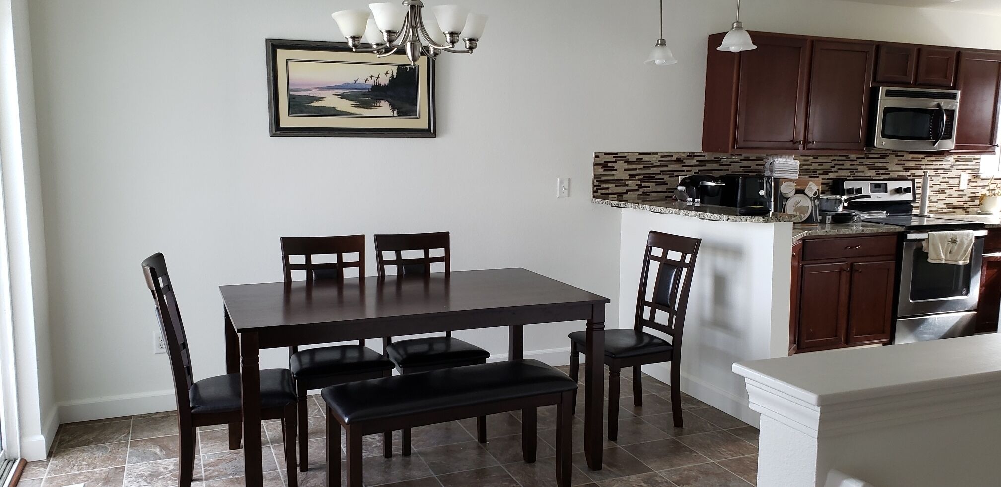 Cozy single family home in South Anchorage
