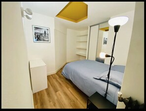1 chambre, bureau, fer et planche à repasser, Wi-Fi gratuit