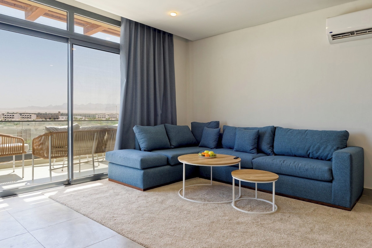 Departamento económico, 1 habitación, vista a la ciudad | Área de sala de estar | Smart TV, Netflix y servicios de streaming 