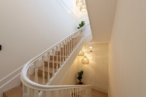 Interior - Mouzinho da Silveira 215 by LovelyStay (Porto)