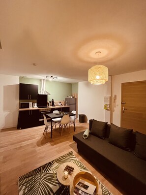 Télévision à écran plat