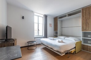 1 bedroom, desk, iron/ironing board, travel cot
