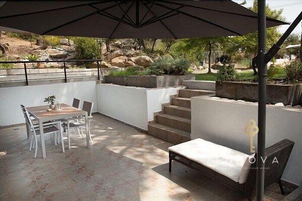 Design Studio Suite | Terrace/patio