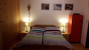 1 chambre, Wi-Fi gratuit, draps fournis