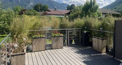 Herrlicher Blick auf die Kampenwand: Ferienwohnung ciao-aschau Lexa