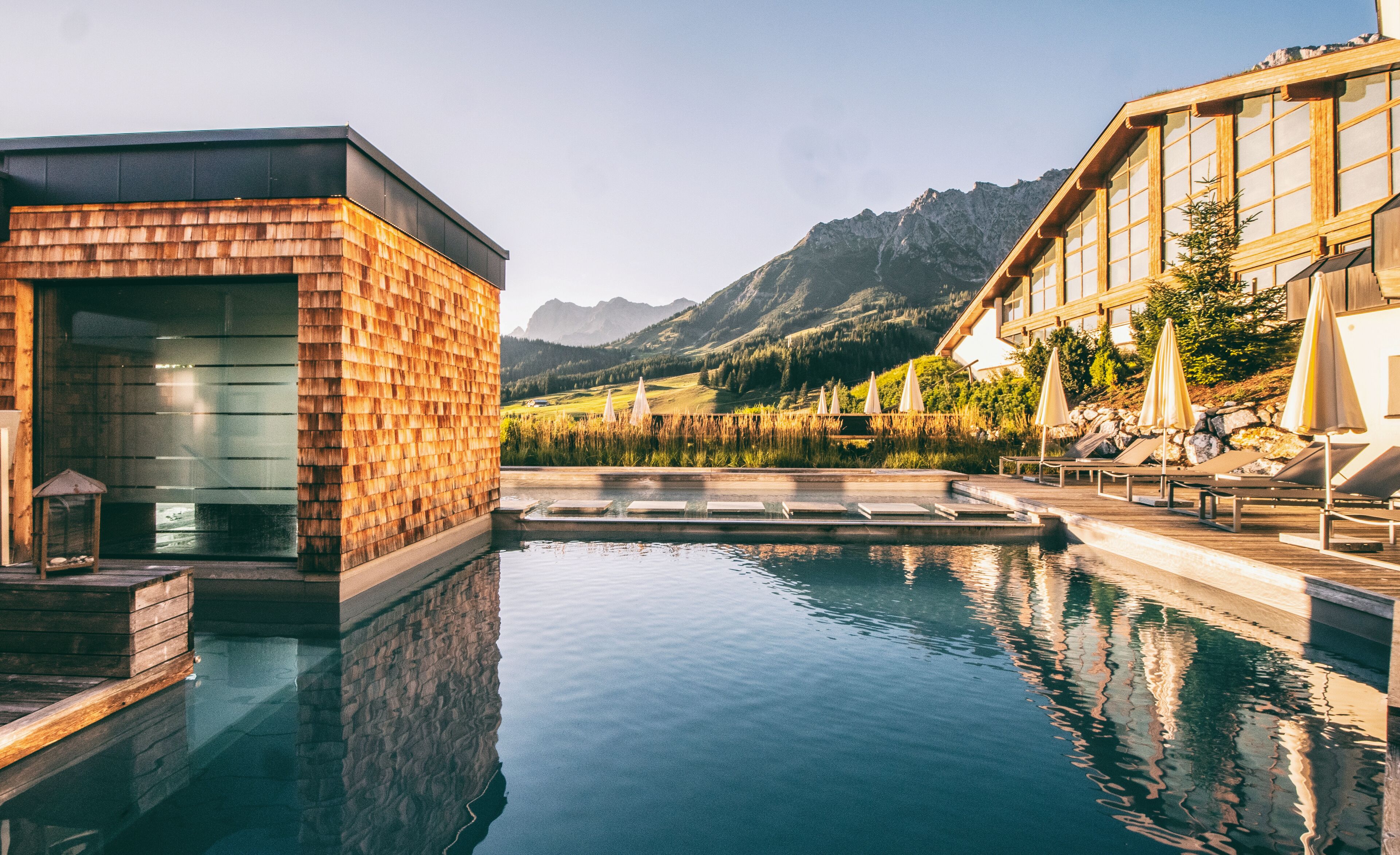 Körperbehandlungen, Aromatherapie, Warmsteinmassagen, Sportmassagen