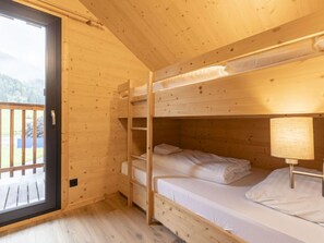 2 bedrooms, WiFi