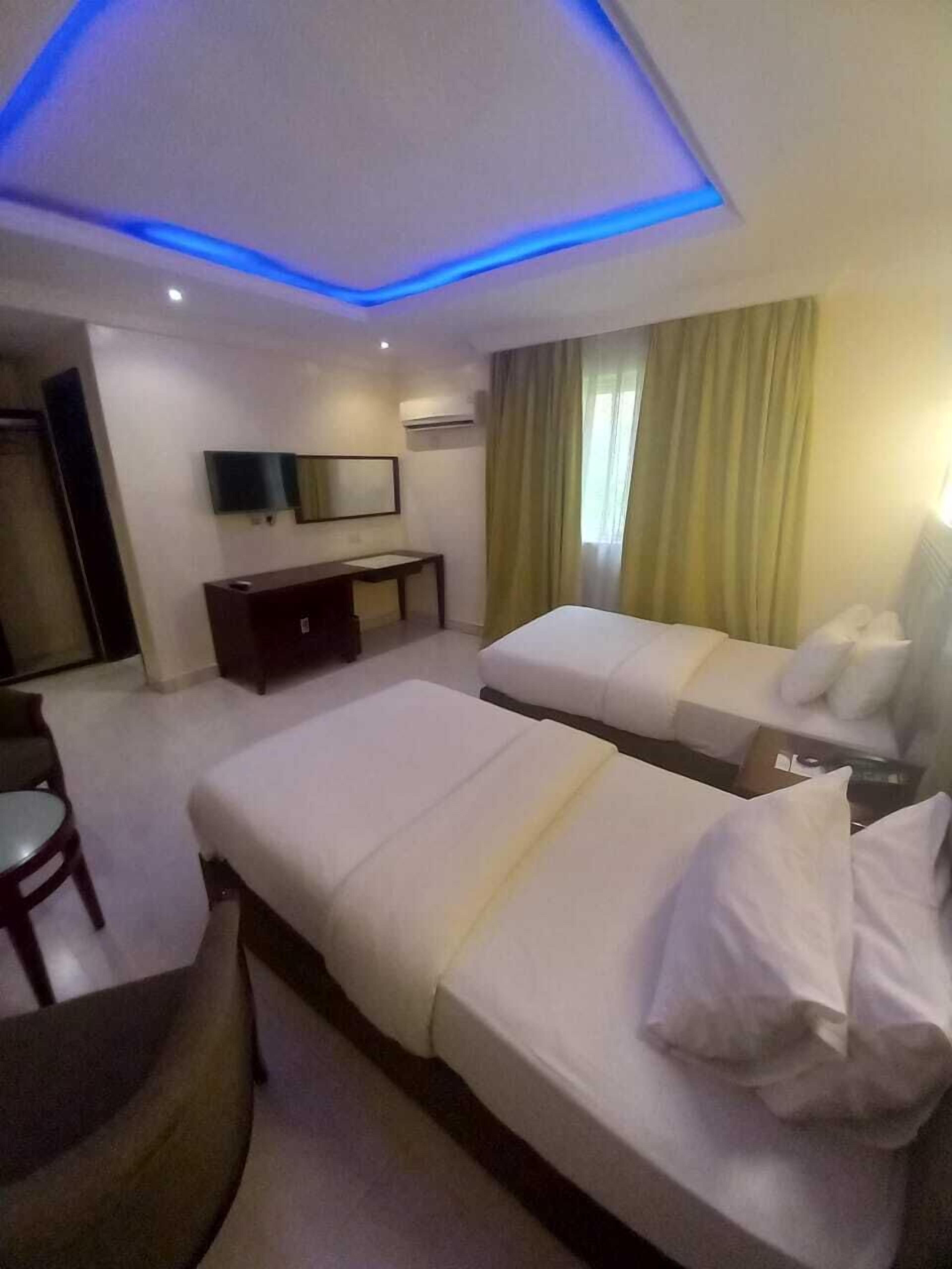 Deluxe Double Room Single Use