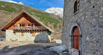 Rez-de-chaussée de chaussée dans village typique et calme