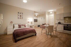 1 soverom, strykejern/-brett og wi-fi (inkludert)