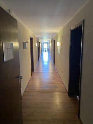 Flachbildfernseher, Arbeitsbereiche