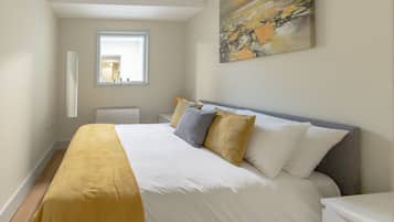 1 bedroom, iron/ironing board, free WiFi