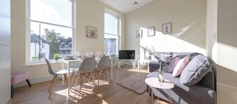 HEREFORD CITY CENTRE – Apartment 1: Modern 2-Bed in City Centre, Sleeps 6