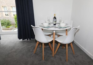 Dining - EXMOUTH, DEVON - Apt 1, Strand House: 2 Bed, Central Location, Sleeps 4 (Exmouth)