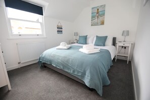 2 bedrooms, iron/ironing board, free WiFi