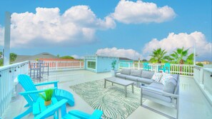 Terrace/patio - Up On The Rooftop  l Hot tub holidays are here! (St. Augustine Beach)
