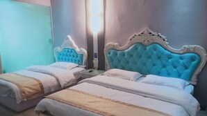 Ảnh chưa phân loại, 4 trong số 17 ảnh, nút