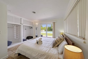 3 chambres, fer et planche à repasser, lit parapluie, Wi-Fi gratuit