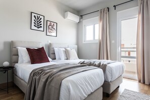 3 bedrooms, blackout curtains, iron/ironing board, free WiFi