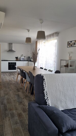 Interior - Le Cocon de Lily (Saint-Savin)