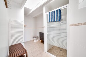 تجهيزات دش، مجففات شعر