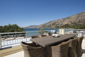 2 Bedroom 2 Bathroom Residence with Sea View | Terraço/pátio