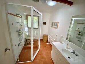 Bathroom - Family Beach house located in the heart of Blackhead (Black Head)