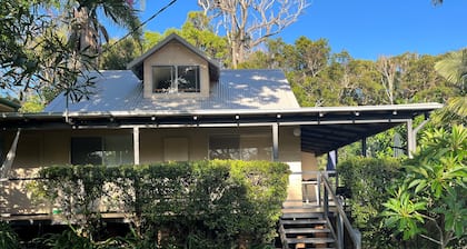 Family Beach house located in the heart of Blackhead, Furry friends welcomed