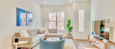 Télévision, espaces bureaux