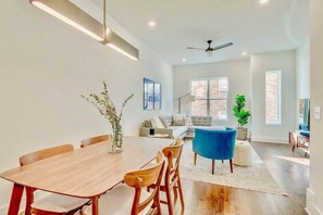 Interior - Huge Luxury Brand New Downtown Home w Rooftop Deck (Nashville)