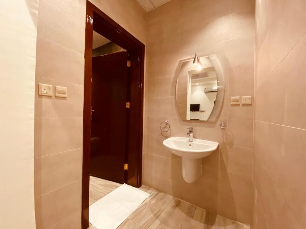 Photo - Medina Diamond Suites