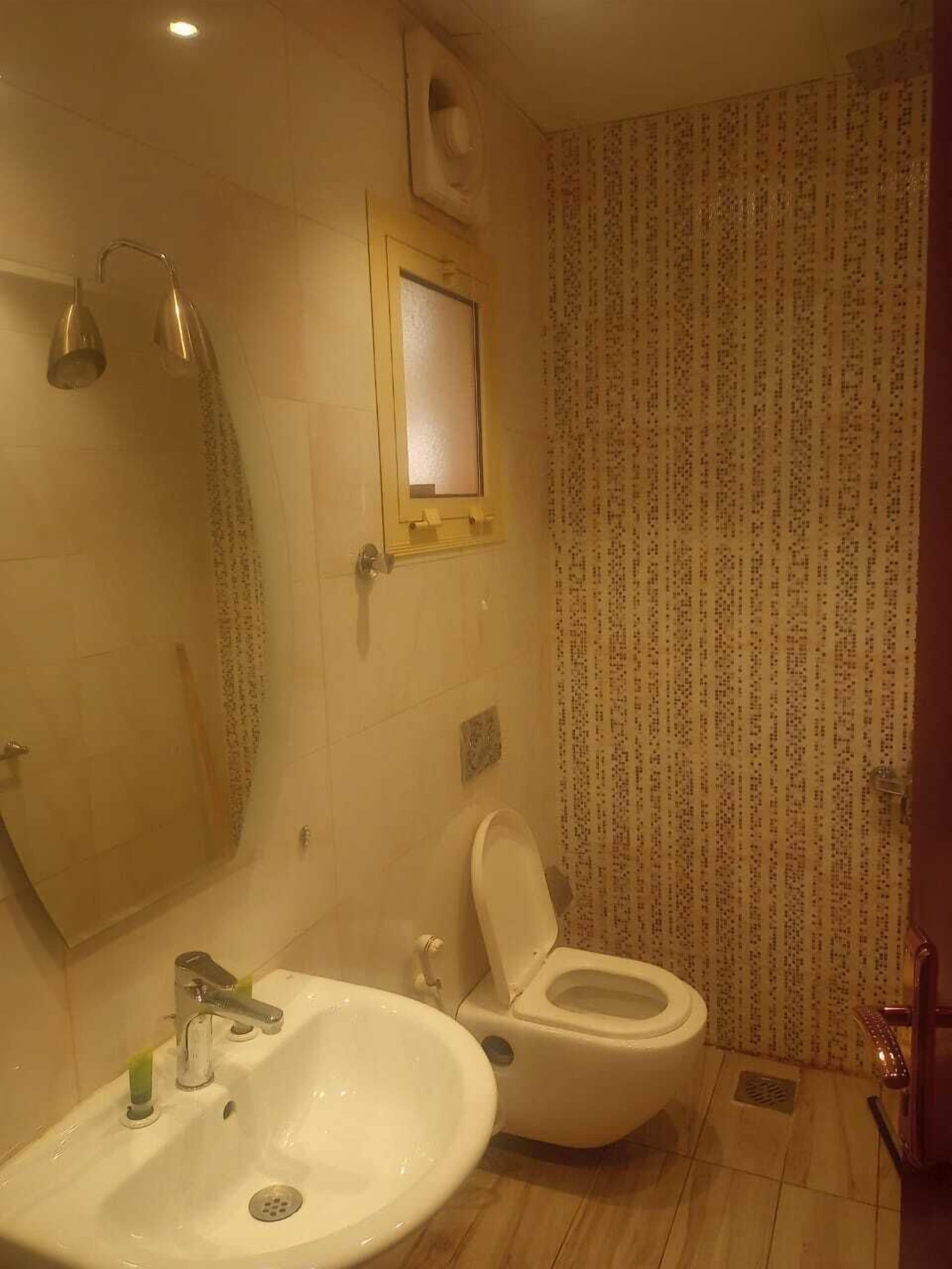 Photo - Medina Diamond Suites