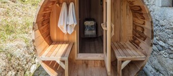 Artist'au Chat" family gîte with sauna