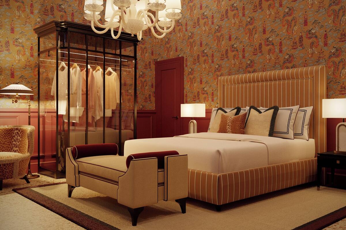 Deluxe Room | Down comforters, minibar, in-room safe, desk